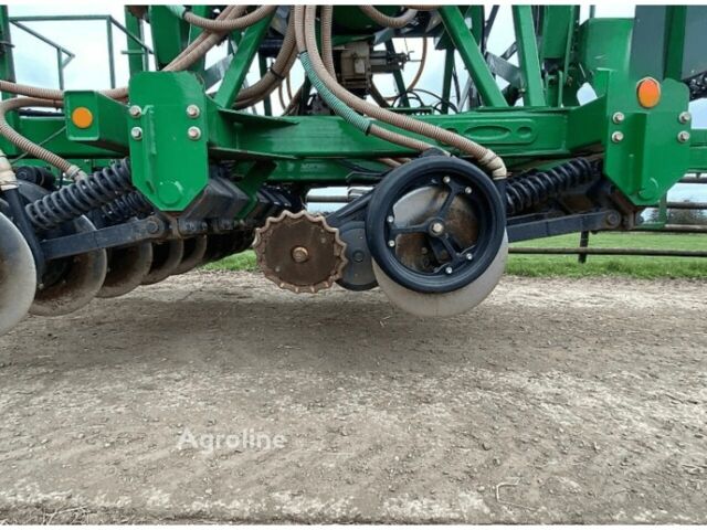 Джон Дір Другая, об'ємом двигуна 0 л та пробігом 0 тис. км за 37157 $, фото 5 на Automoto.ua