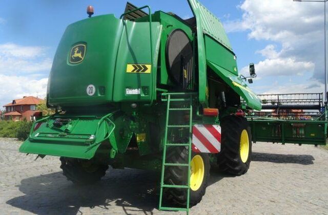 Джон Дір Другая, об'ємом двигуна 6 л та пробігом 0 тис. км за 110940 $, фото 6 на Automoto.ua