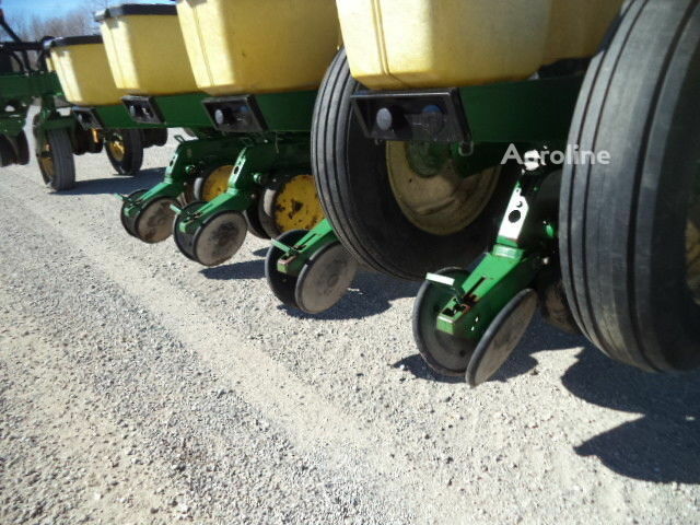 Зеленый Джон Дир Другая, объемом двигателя 0 л и пробегом 0 тыс. км за 22674 $, фото 2 на Automoto.ua