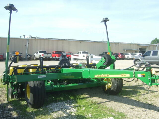 Зелений Джон Дір Другая, об'ємом двигуна 0 л та пробігом 0 тис. км за 38372 $, фото 5 на Automoto.ua