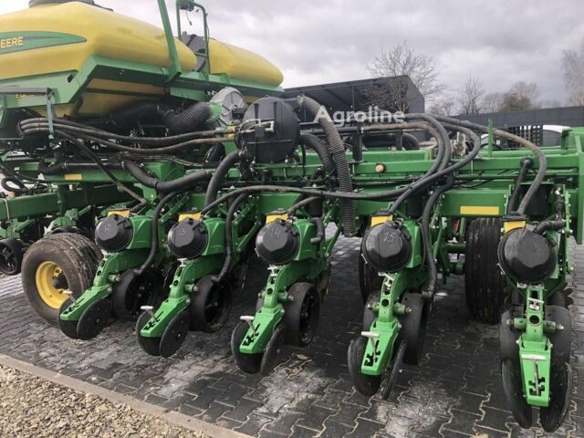 Зеленый Джон Дир Другая, объемом двигателя 0 л и пробегом 0 тыс. км за 266651 $, фото 2 на Automoto.ua
