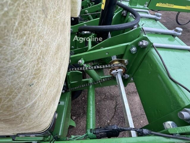 Зелений Джон Дір Другая, об'ємом двигуна 0 л та пробігом 0 тис. км за 19744 $, фото 11 на Automoto.ua