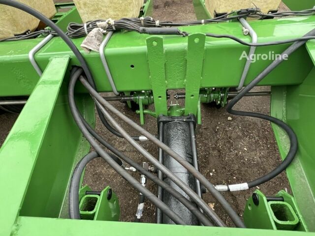 Зелений Джон Дір Другая, об'ємом двигуна 0 л та пробігом 0 тис. км за 19744 $, фото 17 на Automoto.ua