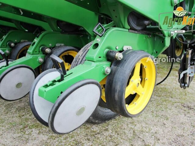 Зеленый Джон Дир Другая, объемом двигателя 0 л и пробегом 0 тыс. км за 31597 $, фото 8 на Automoto.ua