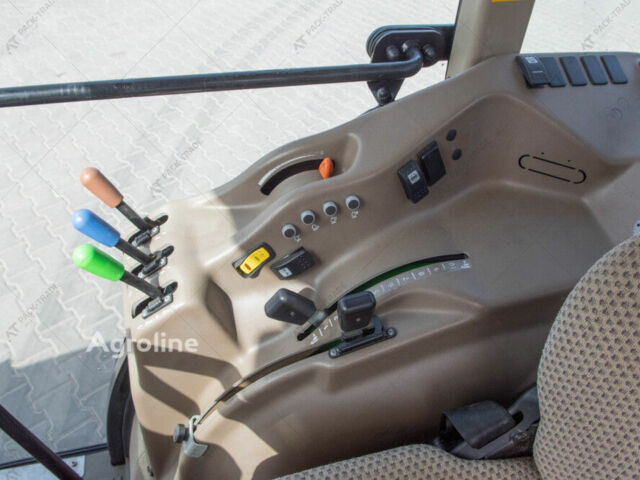 Зелений Джон Дір Другая, об'ємом двигуна 0 л та пробігом 0 тис. км за 2716965 $, фото 8 на Automoto.ua