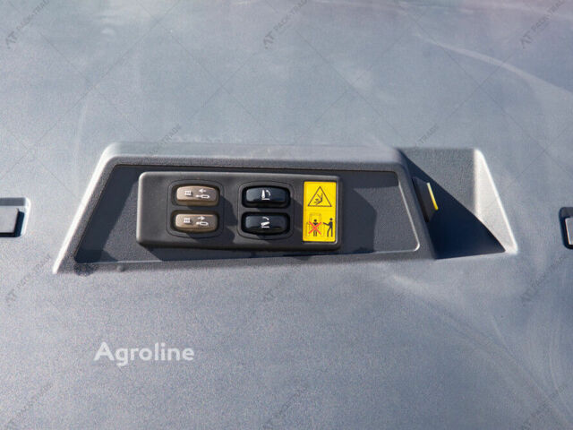 Зелений Джон Дір Другая, об'ємом двигуна 0 л та пробігом 0 тис. км за 16924424 $, фото 8 на Automoto.ua