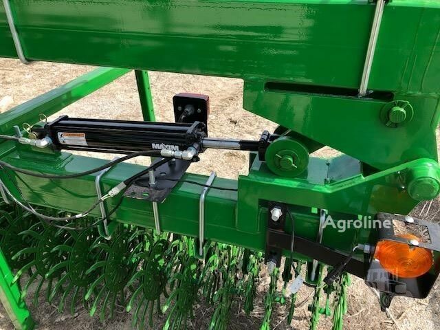 Зелений Джон Дір Другая, об'ємом двигуна 0 л та пробігом 0 тис. км за 15341 $, фото 10 на Automoto.ua