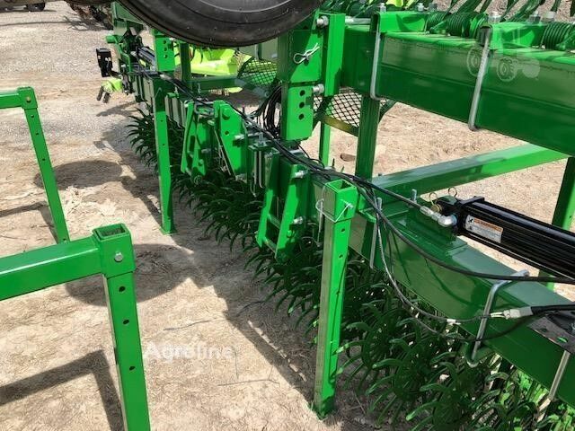 Зелений Джон Дір Другая, об'ємом двигуна 0 л та пробігом 0 тис. км за 15341 $, фото 9 на Automoto.ua