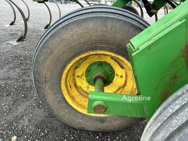 Джон Дір Другая 2001 у Обухове на Automoto.ua Зелений Джон Дір Другая, об'ємом двигуна 0 л та пробігом 0 тис. км за 20692 $, фото 18 на Automoto.ua