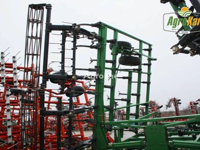 Джон Дір Другая 2025 у Кропивницькому (Кіровограді) на Automoto.ua Зелений Джон Дір Другая, об'ємом двигуна 0 л та пробігом 0 тис. км за 40855 $, фото 9 на Automoto.ua