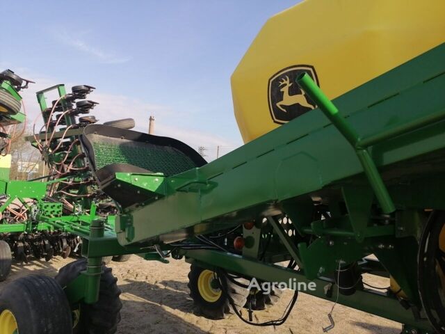 Зеленый Джон Дир Другая, объемом двигателя 0 л и пробегом 0 тыс. км за 168601 $, фото 5 на Automoto.ua