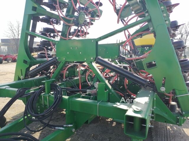 Зеленый Джон Дир Другая, объемом двигателя 0 л и пробегом 0 тыс. км за 168601 $, фото 12 на Automoto.ua