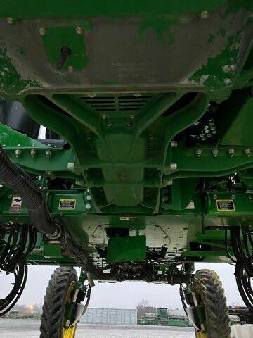 Зеленый Джон Дир R4038, объемом двигателя 0 л и пробегом 0 тыс. км за 180229 $, фото 17 на Automoto.ua
