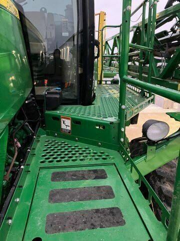 Зеленый Джон Дир R4038, объемом двигателя 0 л и пробегом 0 тыс. км за 180229 $, фото 28 на Automoto.ua