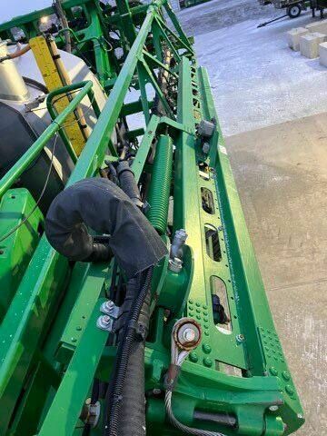 Зеленый Джон Дир R4038, объемом двигателя 0 л и пробегом 0 тыс. км за 180229 $, фото 20 на Automoto.ua