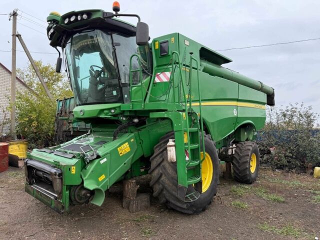 Джон Дир S670 2012 в Полтаве на Automoto.ua Зеленый Джон Дир S670, объемом двигателя 9 л и пробегом 10 тыс. км за 105000 $, фото 4 на Automoto.ua