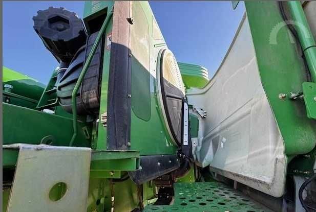 Зеленый Джон Дир S670, объемом двигателя 9 л и пробегом 10 тыс. км за 78000 $, фото 1 на Automoto.ua