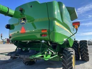 Зеленый Джон Дир S670, объемом двигателя 0 л и пробегом 0 тыс. км за 137235 $, фото 33 на Automoto.ua