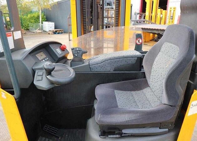 Юнгхайнрих ETV214, объемом двигателя 0 л и пробегом 0 тыс. км за 9158 $, фото 3 на Automoto.ua