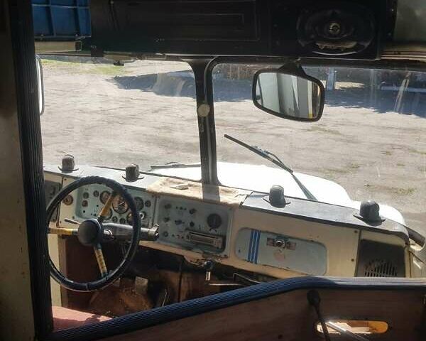 КАВЗ 685 1985 в Днепре (Днепропетровске) на Automoto.ua Белый КАВЗ 685, объемом двигателя 4.25 л и пробегом 93 тыс. км за 3000 $, фото 7 на Automoto.ua