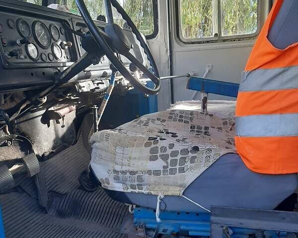 КАВЗ 685 1989 у Ладижин на Automoto.ua Синій КАВЗ 685, об'ємом двигуна 4.2 л та пробігом 2 тис. км за 2700 $, фото 7 на Automoto.ua