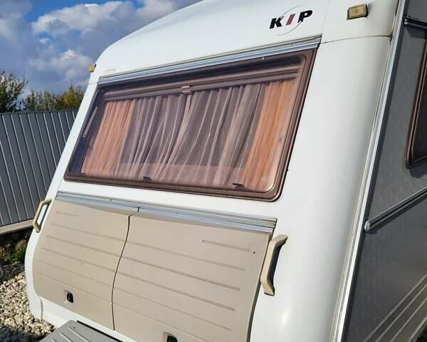 КІП KG 50 2001 у Тернополі на Automoto.ua Білий КІП KG 50, об'ємом двигуна 0 л та пробігом 50 тис. км за 8990 $, фото 2 на Automoto.ua