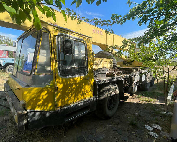 КС 5473 1989 у Теплодаре на Automoto.ua Жовтий КС 5473, об'ємом двигуна 14.8 л та пробігом 150 тис. км за 1000 $, фото 2 на Automoto.ua