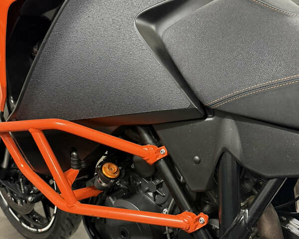 КТМ 1290 Super Adventure 2017 у Буче на Automoto.ua Помаранчевий КТМ 1290 Super Adventure, об'ємом двигуна 1.3 л та пробігом 48 тис. км за 12900 $, фото 4 на Automoto.ua