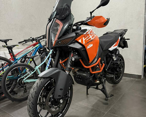 КТМ 1290 Super Adventure 2017 у Буче на Automoto.ua Помаранчевий КТМ 1290 Super Adventure, об'ємом двигуна 1.3 л та пробігом 48 тис. км за 12900 $, фото 2 на Automoto.ua