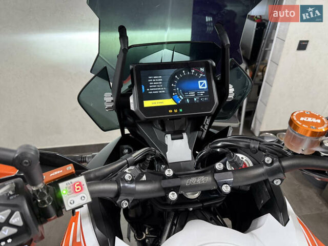 КТМ 1290 Super Adventure 2017 у Буче на Automoto.ua Помаранчевий КТМ 1290 Super Adventure, об'ємом двигуна 1.3 л та пробігом 48 тис. км за 12900 $, фото 6 на Automoto.ua