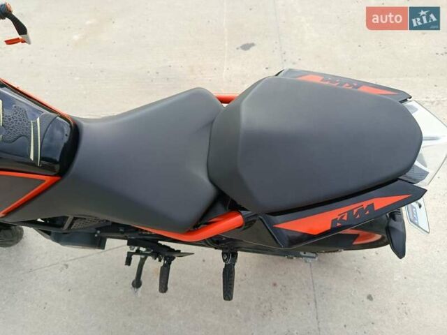 Оранжевый КТМ 200 Duke, объемом двигателя 0.2 л и пробегом 22 тыс. км за 3500 $, фото 20 на Automoto.ua