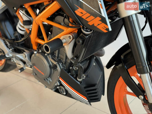 КТМ 250 Duke 2016 в Киеве на Automoto.ua КТМ 250 Duke, объемом двигателя 0.25 л и пробегом 24 тыс. км за 3300 $, фото 21 на Automoto.ua