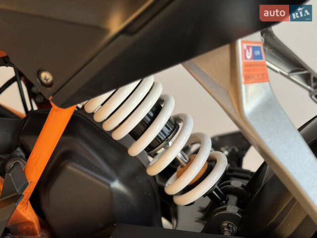 КТМ 250 Duke 2016 в Киеве на Automoto.ua КТМ 250 Duke, объемом двигателя 0.25 л и пробегом 24 тыс. км за 3300 $, фото 19 на Automoto.ua