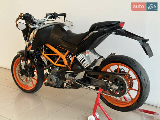 КТМ 250 Duke 2016 в Киеве на Automoto.ua КТМ 250 Duke, объемом двигателя 0.25 л и пробегом 24 тыс. км за 3300 $, фото 8 на Automoto.ua