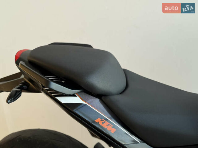 КТМ 250 Duke 2016 в Киеве на Automoto.ua КТМ 250 Duke, объемом двигателя 0.25 л и пробегом 24 тыс. км за 3300 $, фото 23 на Automoto.ua