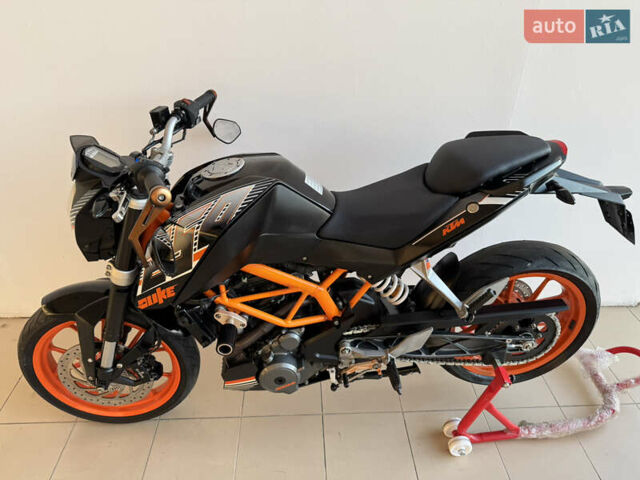 КТМ 250 Duke 2016 в Киеве на Automoto.ua КТМ 250 Duke, объемом двигателя 0.25 л и пробегом 24 тыс. км за 3300 $, фото 10 на Automoto.ua