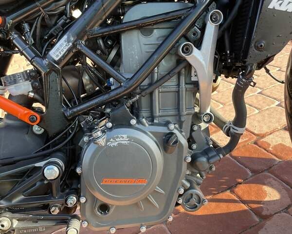 Оранжевый КТМ 250 Duke, объемом двигателя 0 л и пробегом 50 тыс. км за 3000 $, фото 3 на Automoto.ua