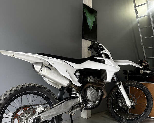 КТМ 250 SX-F, объемом двигателя 0 л и пробегом 170 тыс. км за 4300 $, фото 1 на Automoto.ua