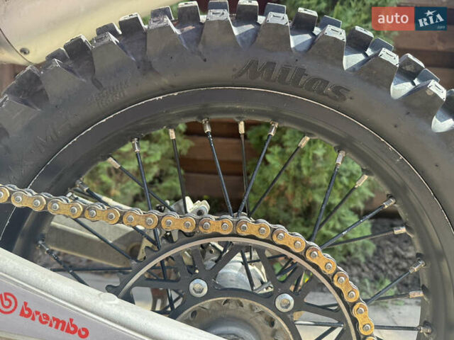 КТМ 250 SX-F, объемом двигателя 0 л и пробегом 92 тыс. км за 5500 $, фото 8 на Automoto.ua