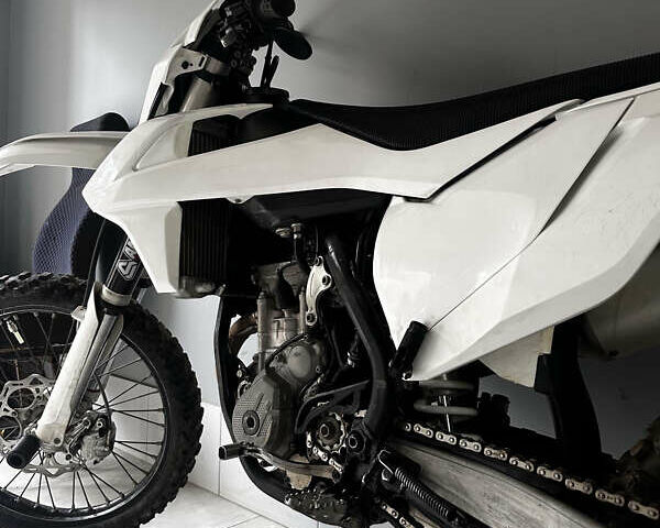 КТМ 250 SX-F, объемом двигателя 0 л и пробегом 170 тыс. км за 4300 $, фото 3 на Automoto.ua