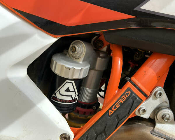 КТМ 250 SX-F, объемом двигателя 0.25 л и пробегом 10 тыс. км за 4099 $, фото 6 на Automoto.ua