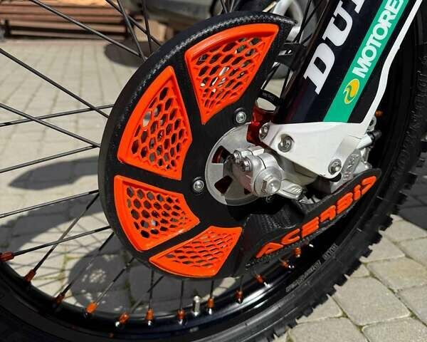 КТМ 250 SX-F, об'ємом двигуна 0 л та пробігом 50 тис. км за 7400 $, фото 6 на Automoto.ua