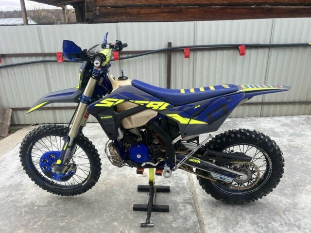 КТМ 300, об'ємом двигуна 0.3 л та пробігом 0 тис. км за 6100 $, фото 1 на Automoto.ua