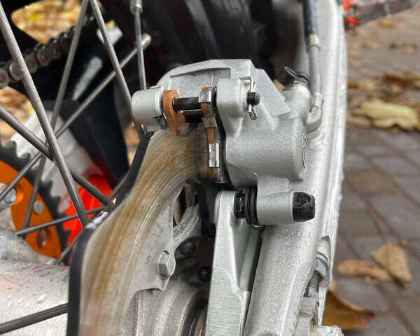 КТМ 350 EXC-F 2023 у Вінниці на Automoto.ua КТМ 350 EXC-F, об'ємом двигуна 0 л та пробігом 1 тис. км за 14500 $, фото 6 на Automoto.ua