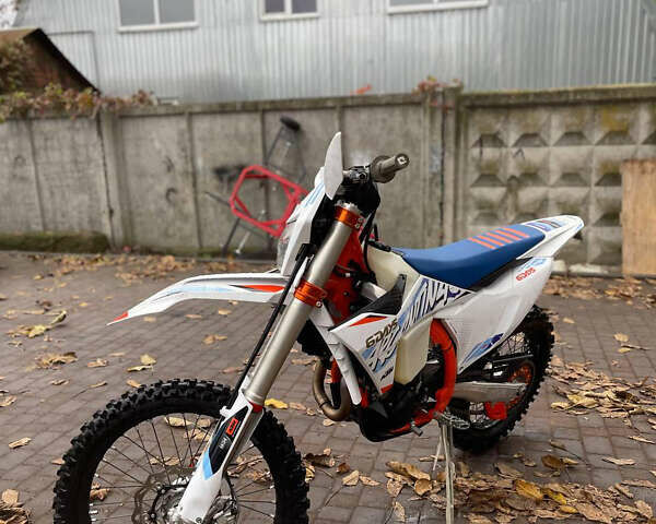 КТМ 350 EXC-F 2023 у Вінниці на Automoto.ua КТМ 350 EXC-F, об'ємом двигуна 0 л та пробігом 1 тис. км за 14500 $, фото 7 на Automoto.ua