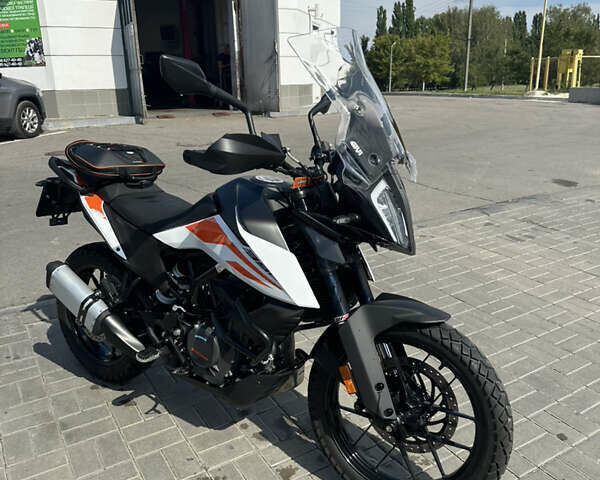 Білий КТМ 390 Adventure, об'ємом двигуна 0.37 л та пробігом 5 тис. км за 5500 $, фото 3 на Automoto.ua