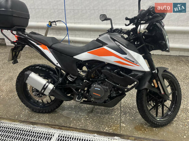 Белый КТМ 390 Adventure, объемом двигателя 0.37 л и пробегом 30 тыс. км за 5200 $, фото 2 на Automoto.ua