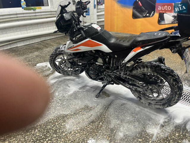 Белый КТМ 390 Adventure, объемом двигателя 0.37 л и пробегом 30 тыс. км за 5200 $, фото 1 на Automoto.ua