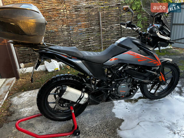 Чорний КТМ 390 Adventure, об'ємом двигуна 0.37 л та пробігом 21 тис. км за 5200 $, фото 5 на Automoto.ua