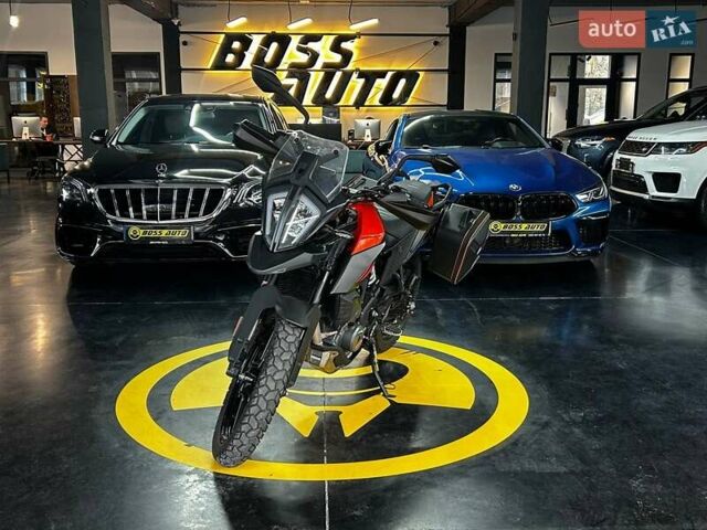 Черный КТМ 390 Adventure, объемом двигателя 0.32 л и пробегом 9 тыс. км за 6800 $, фото 1 на Automoto.ua